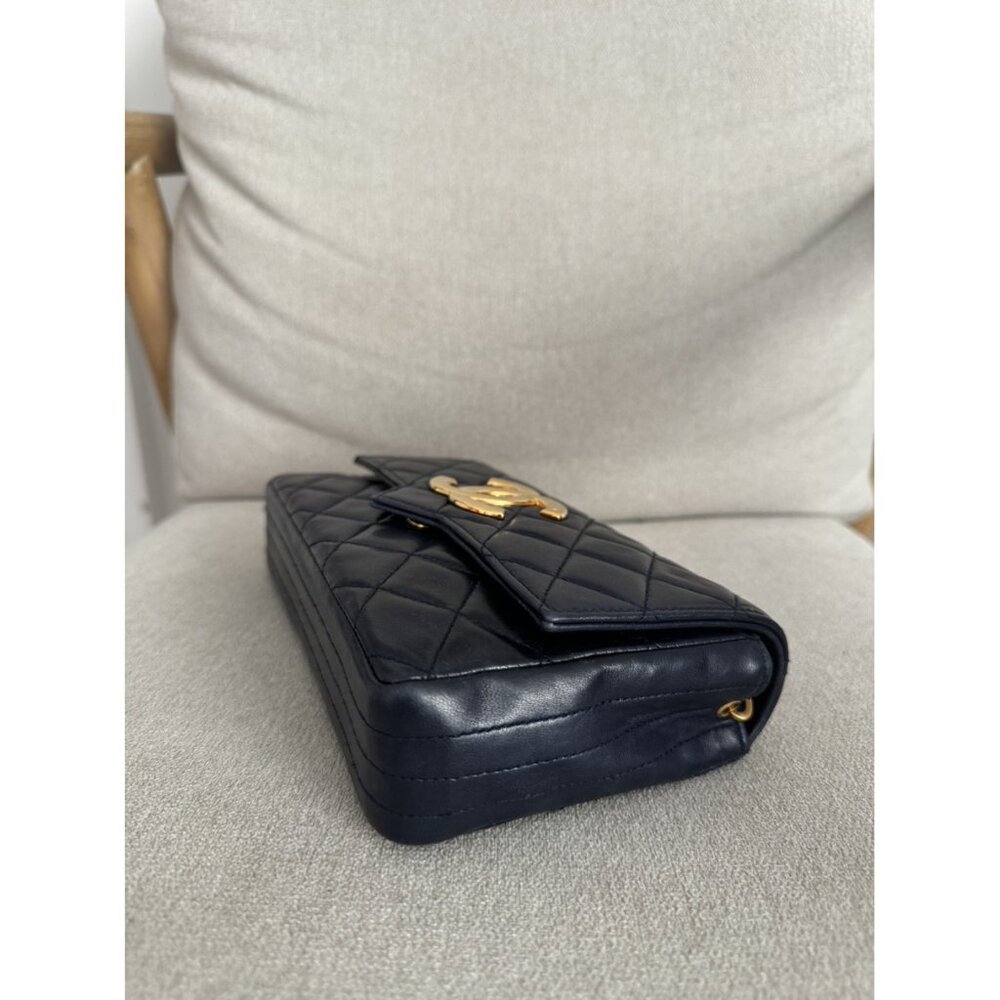 Chanel Flap Bag - Picture 6 of 9
